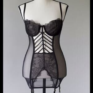 Victoria’s Secret Elegant Black Lace Corset